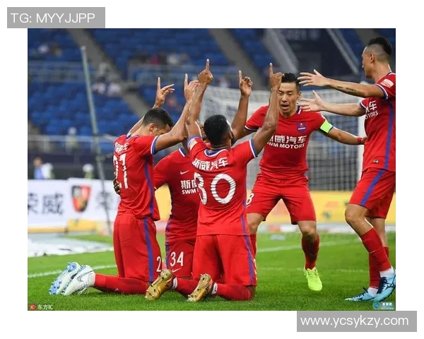 赛后分析:上海足球队与重庆足球队的战术灵活性对比与启示 赛后分析:上海足球队与重庆足球队的战术灵活性对比与启示