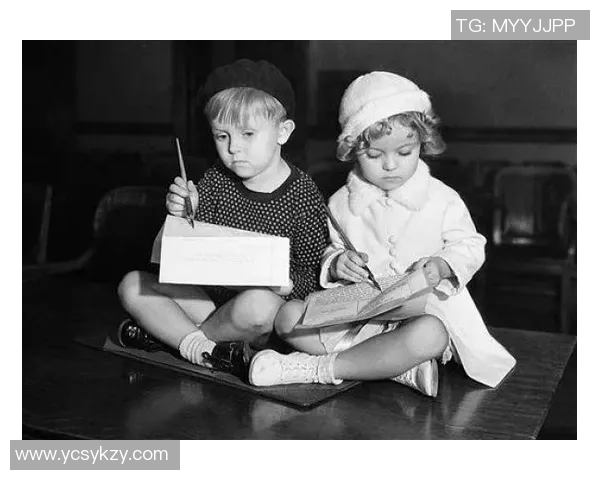 足球明星心中的童年偶像揭秘他们的成长故事与梦想启航 足球明星心中的童年偶像揭秘他们的成长故事与梦想启航