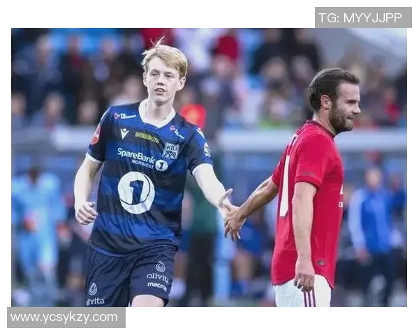 足球明星的爱情传奇与情感纠葛背后的故事揭秘 足球明星的爱情传奇与情感纠葛背后的故事揭秘